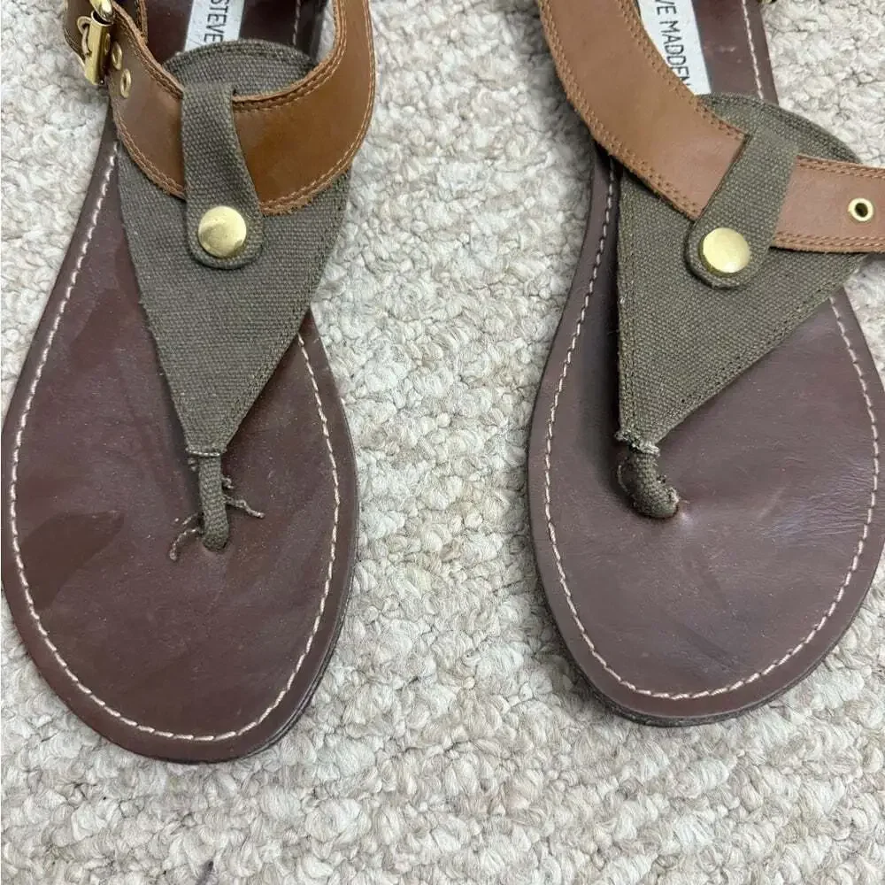 Steve Madden Green Multi Sandals with Gold Buckle size 9.5